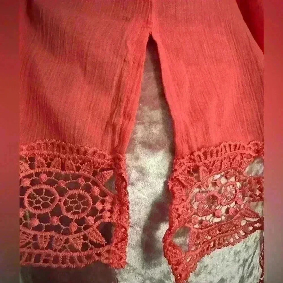 Isaac Mizrahi Daisy Cover-up (296) - Picture 10 of 10